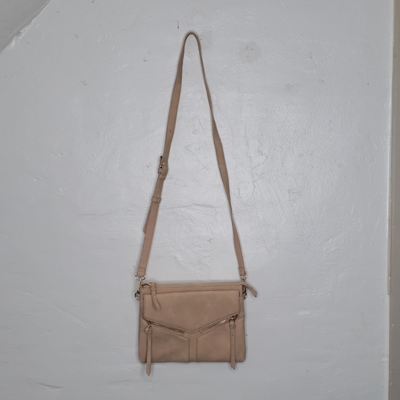 Free People Handbags - Free People beige Leanna Crossbody